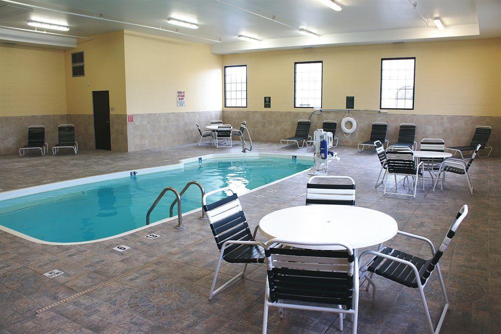 La Quinta Inn & Suites - New River Gorge National Park Summersville Extérieur photo