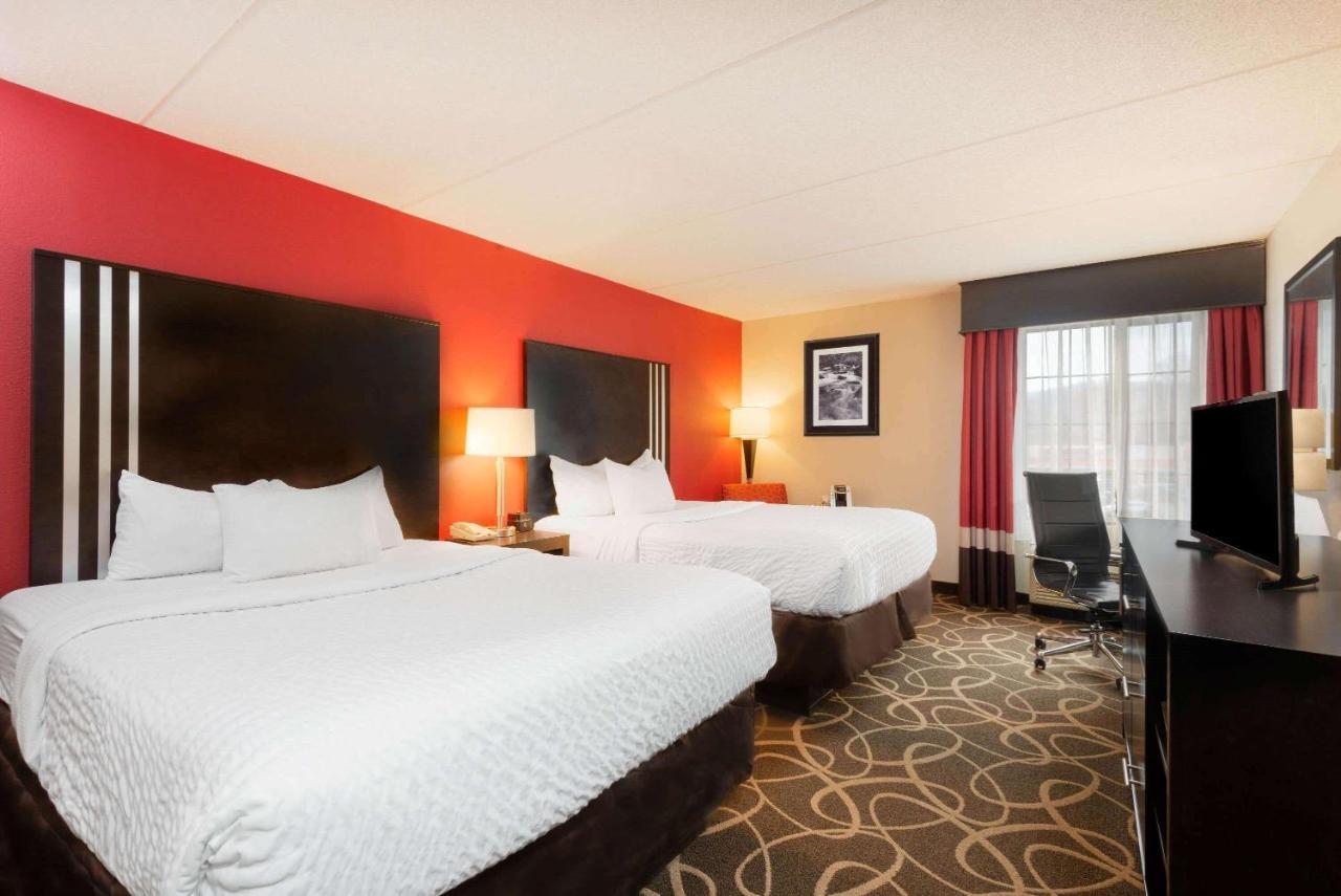 La Quinta Inn & Suites - New River Gorge National Park Summersville Extérieur photo